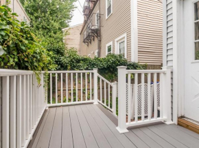Nice fully furnished 2 story 4 bed 2 bath apt